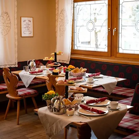 Gasthaus-pension Golfvilla Penzion Pertisau