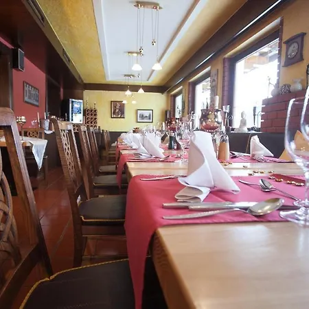 Gasthaus-pension Golfvilla Penzion 3*