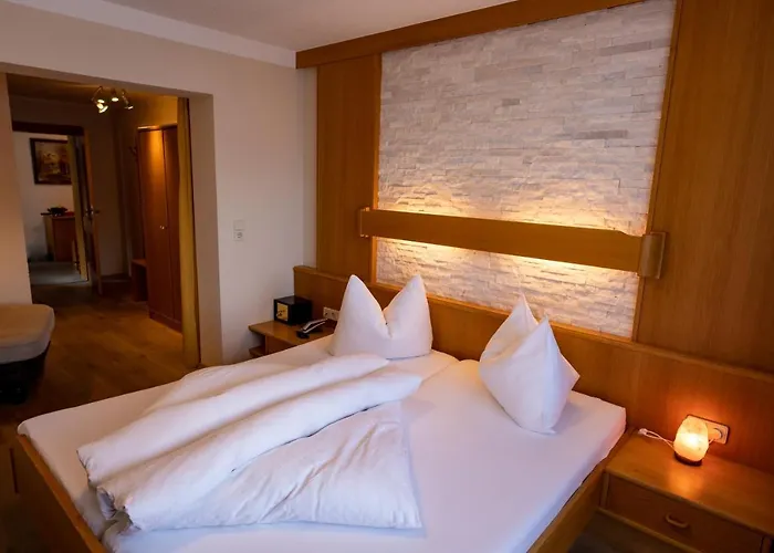 Gasthaus-pension Golfvilla