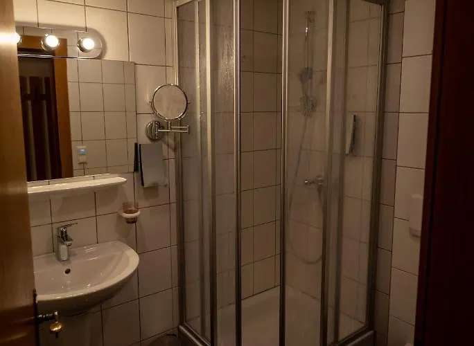 Gasthaus-pension Golfvilla